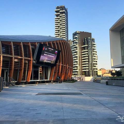 Piazza Gae Aulenti, Milan – Espaces publics et extérieurs (2/4)