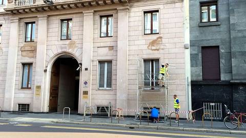 Palazzo in der Via Senato – Pensionsfonds Cariplo, Mailand – Hinterlüftete Fassaden (2/4)