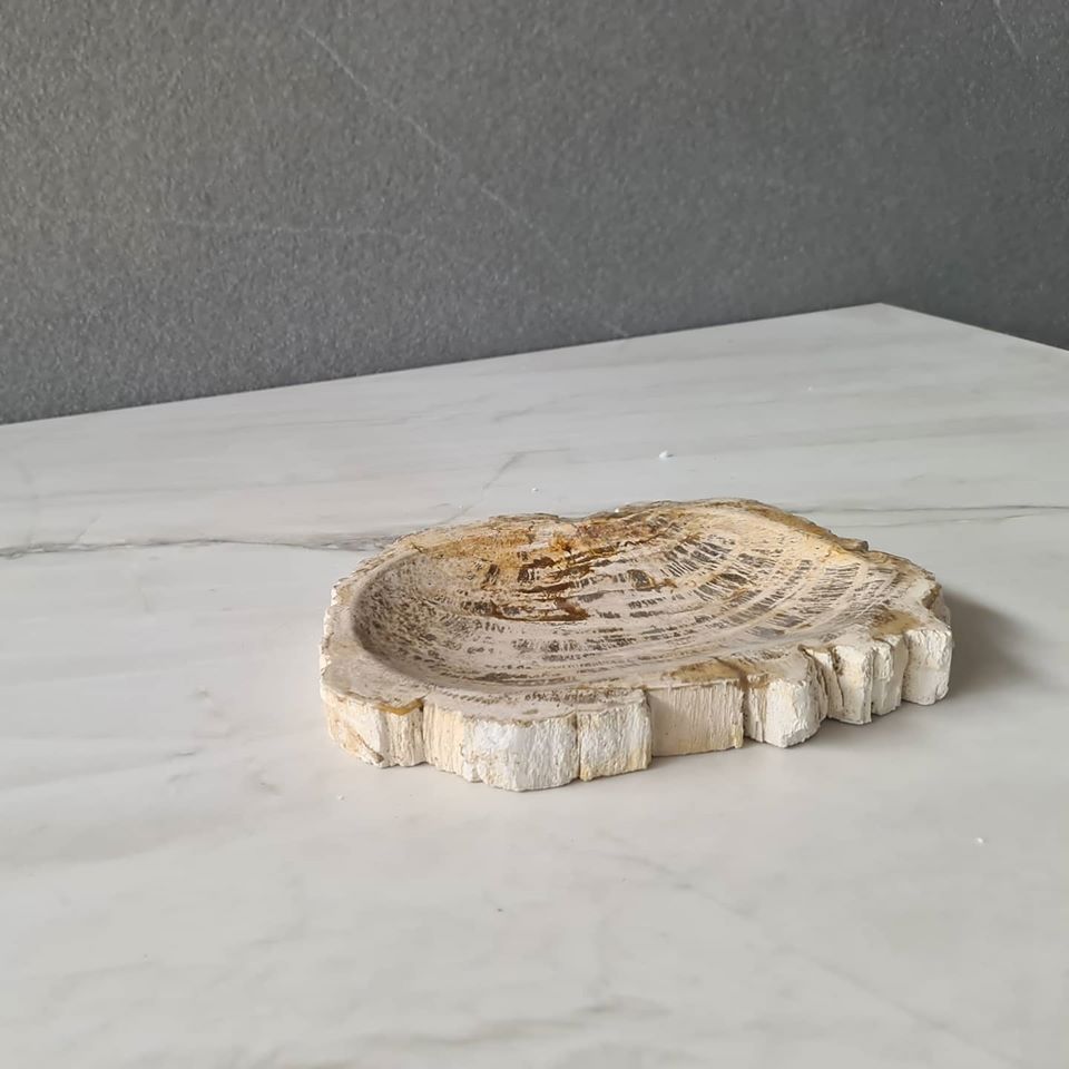 Lavabos et accessoires en pierre, Salles de bains – Salles de bains et cuisines (4/7)